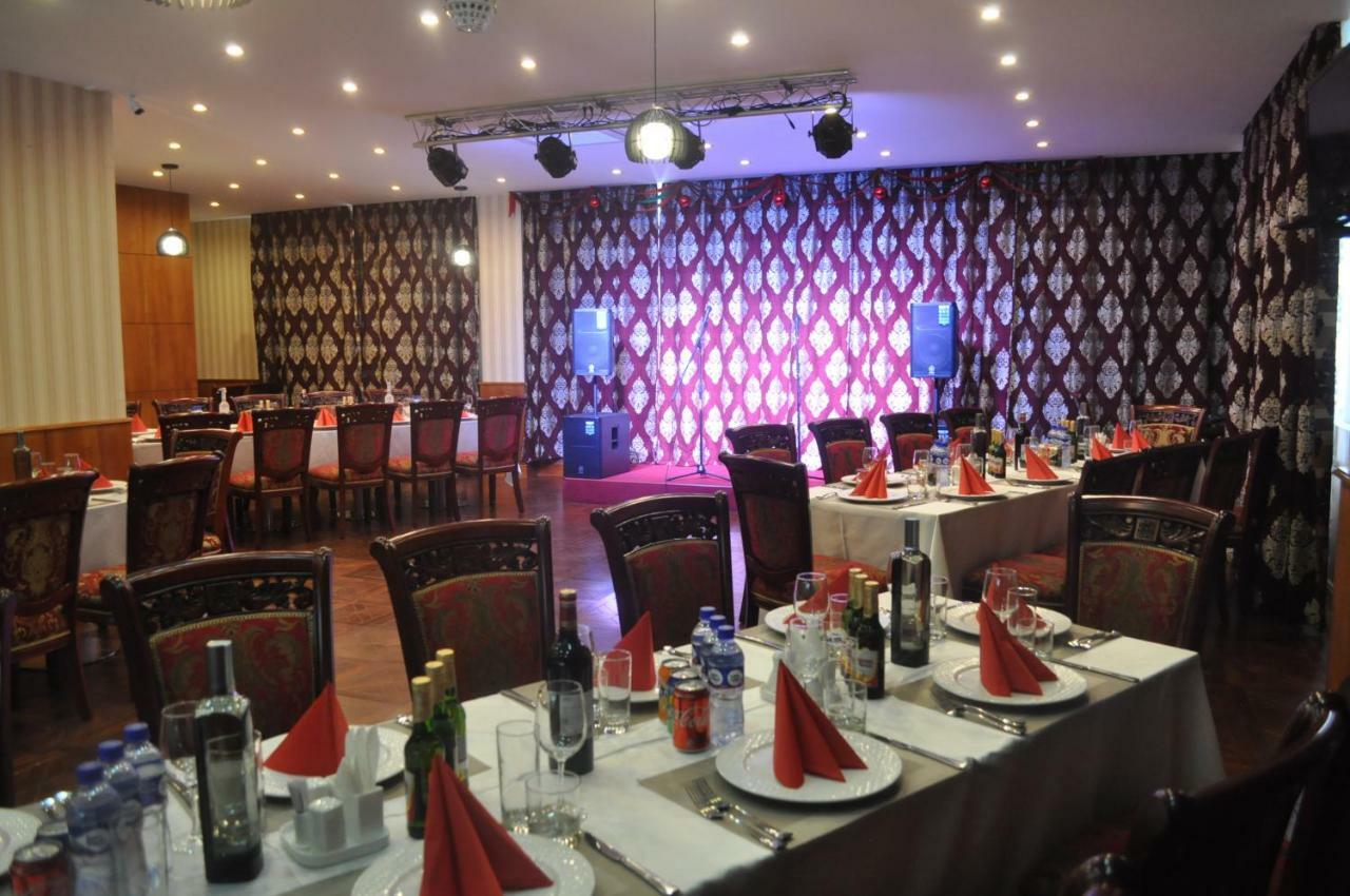 Platinum Hotel אולן בטור מראה חיצוני תמונה